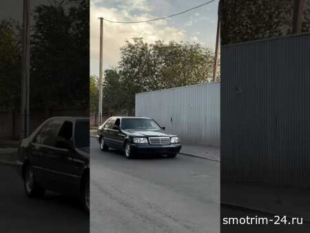 Mercedes W140 S 500 V8 200Km/h speeding